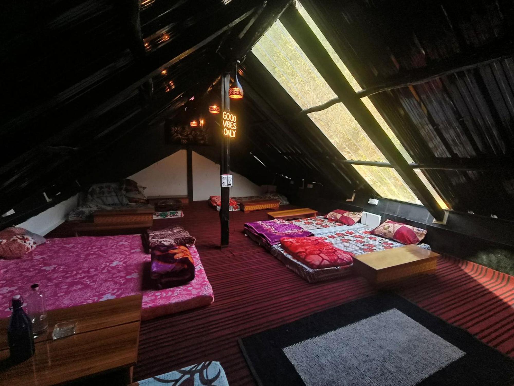 Hostel Stoner'S Delight Kulu Zewnętrze zdjęcie