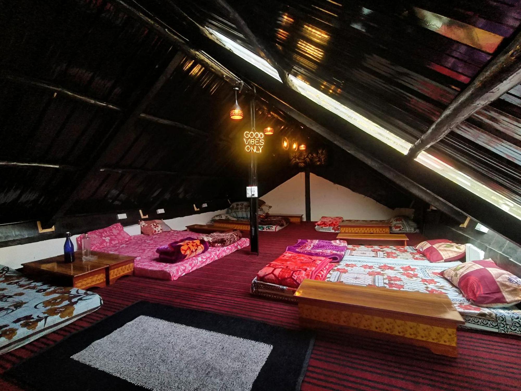 Hostel Stoner'S Delight Kulu Zewnętrze zdjęcie